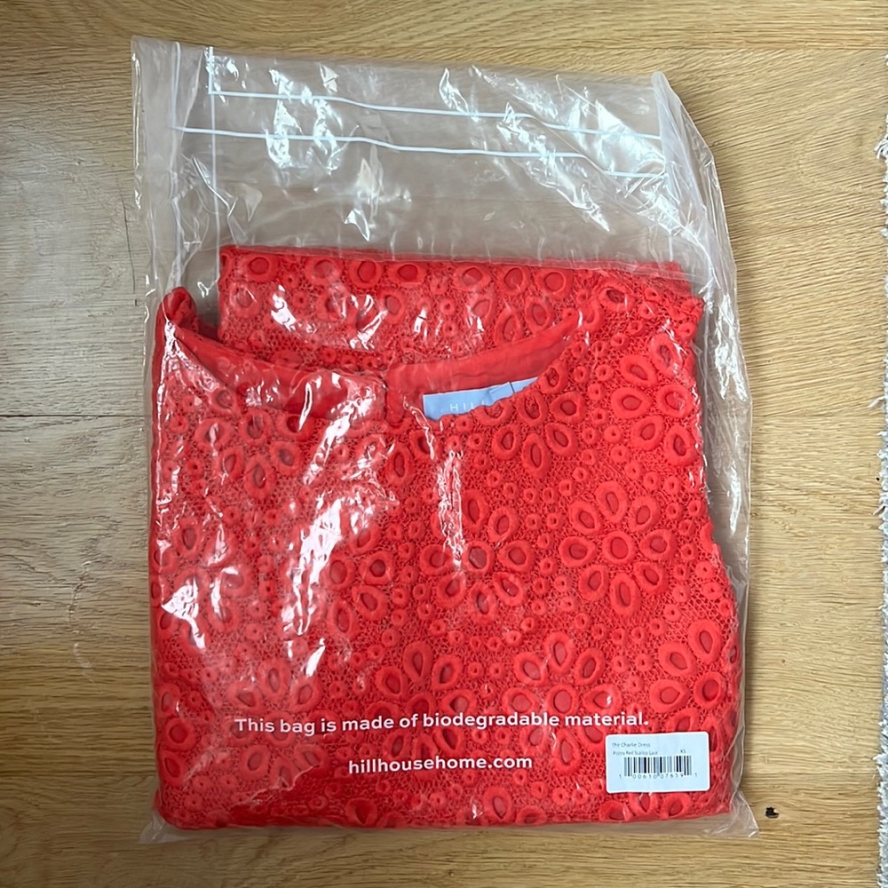 Hill House Charlie Dress in Poppy Red Scallop Lace NWT - Picture 3 of 3